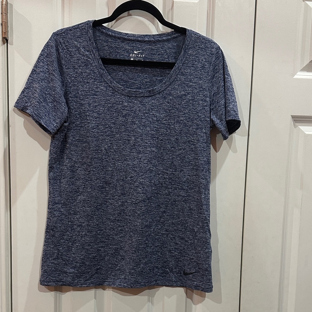 NWOT Nike Women's Short Sleeve Scoop Neck Tee - Heather Navy size M